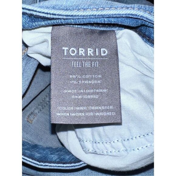 Plus Size Light Wash Hi Rise Torrid Shorts Size 14 #16 - Picture 4 of 4